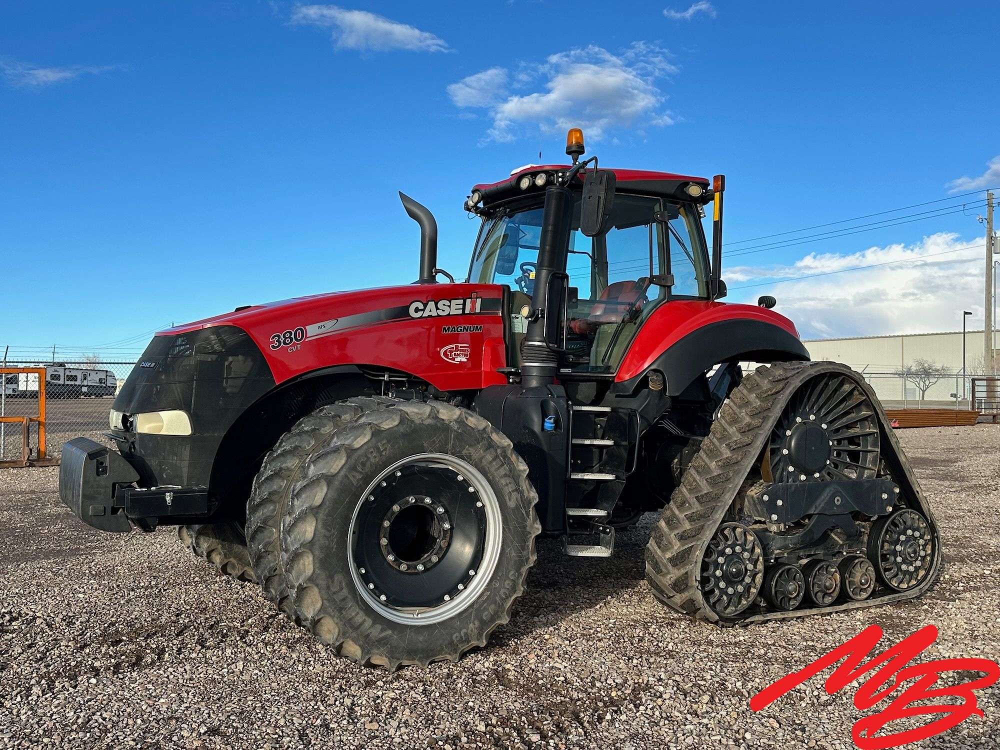 Case IH Magnum 380 トラクター Case IH Magnum 380 CVXDrive 4WD Tractor Specs & Dimensions