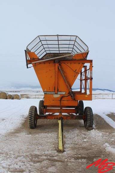 Silage Hydraulic Dump Wagon 12'