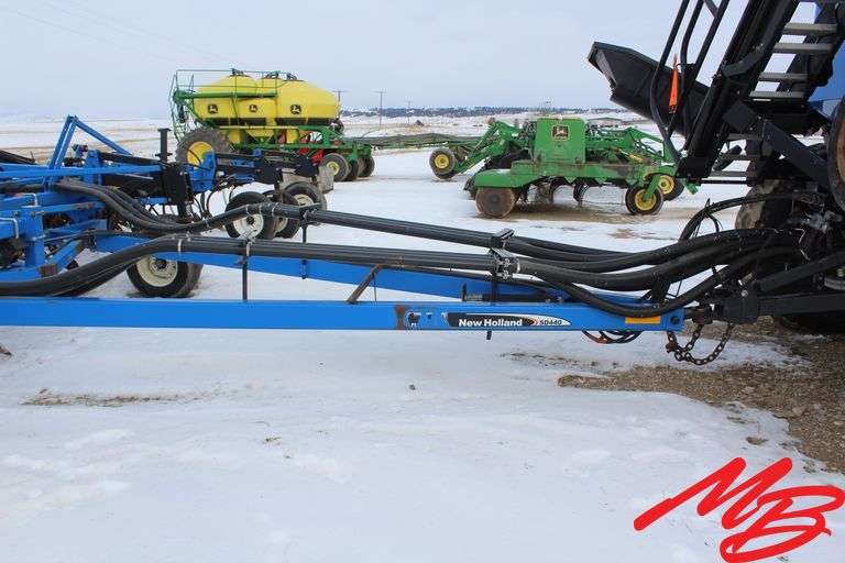 New Holland Flexicoil Tow Between Air Dril 44' w/ New Holland SC230 Air Cart