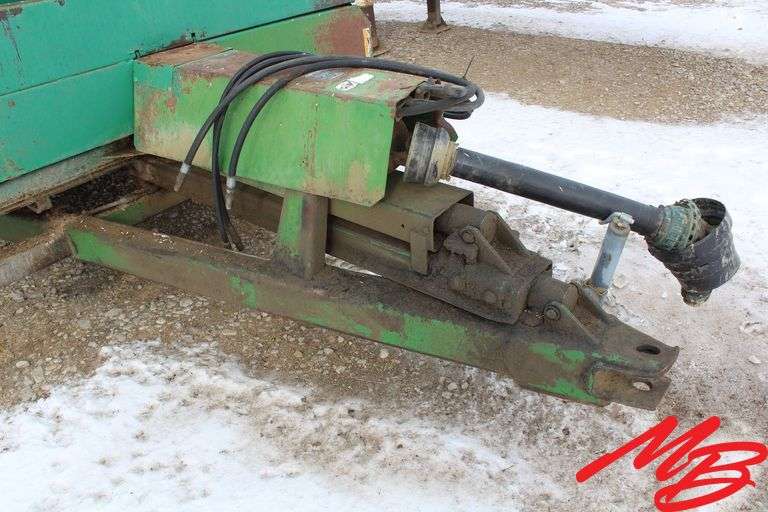 John Deere Manure Spreader 16'