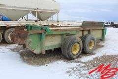 John Deere Manure Spreader 16'
