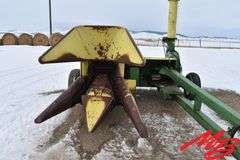 John Deere Forage Harvester w/JD 2-Row Corn Header