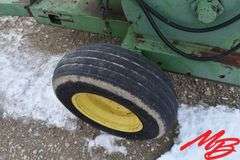 John Deere Forage Harvester w/JD 2-Row Corn Header