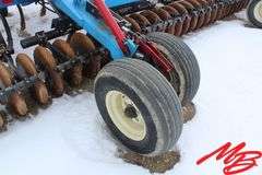 New Holland Flexicoil Tow Between Air Dril 44' w/ New Holland SC230 Air Cart