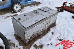2 Compartment Fuel Tank w/Tool Box 5'x 27"x 25"