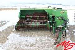 John Deere 468 Small Square Baler w/Bale Turner
