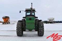 John Deere 4850 Tractor (Engine in-frame rebuild less than 800hrs)
