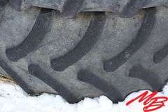 (4) 710/70 R42 Tires (fr)