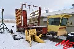 New Holland 1068 Bale Wagon