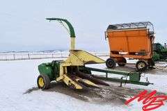 John Deere Forage Harvester w/JD 2-Row Corn Header