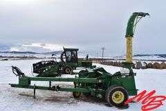 John Deere 3975 Forage Harvester, 7' CD Pickup