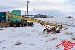 Westfield Auger 8"x 50'