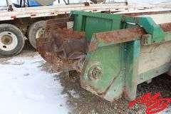 John Deere Manure Spreader 16'