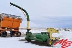 John Deere Forage Harvester w/JD 2-Row Corn Header