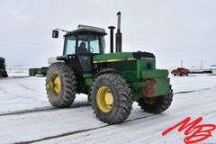 John Deere 4850 Tractor (Engine in-frame rebuild less than 800hrs)
