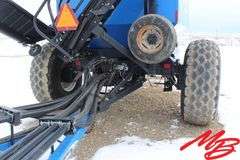 New Holland Flexicoil Tow Between Air Dril 44' w/ New Holland SC230 Air Cart