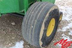 John Deere 569 Mega Wide Plus (18-20k Approx Bale Count) Round Baler
