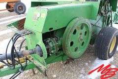 John Deere 468 Small Square Baler w/Bale Turner