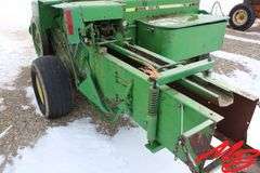 John Deere 468 Small Square Baler w/Bale Turner