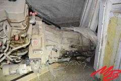5.9 24 Valve Cummins Engine w/Transmission