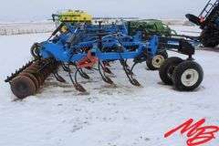 New Holland Flexicoil Tow Between Air Dril 44' w/ New Holland SC230 Air Cart