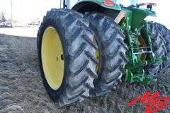 2013 John Deere  8285R Tractor (3,862hrs)