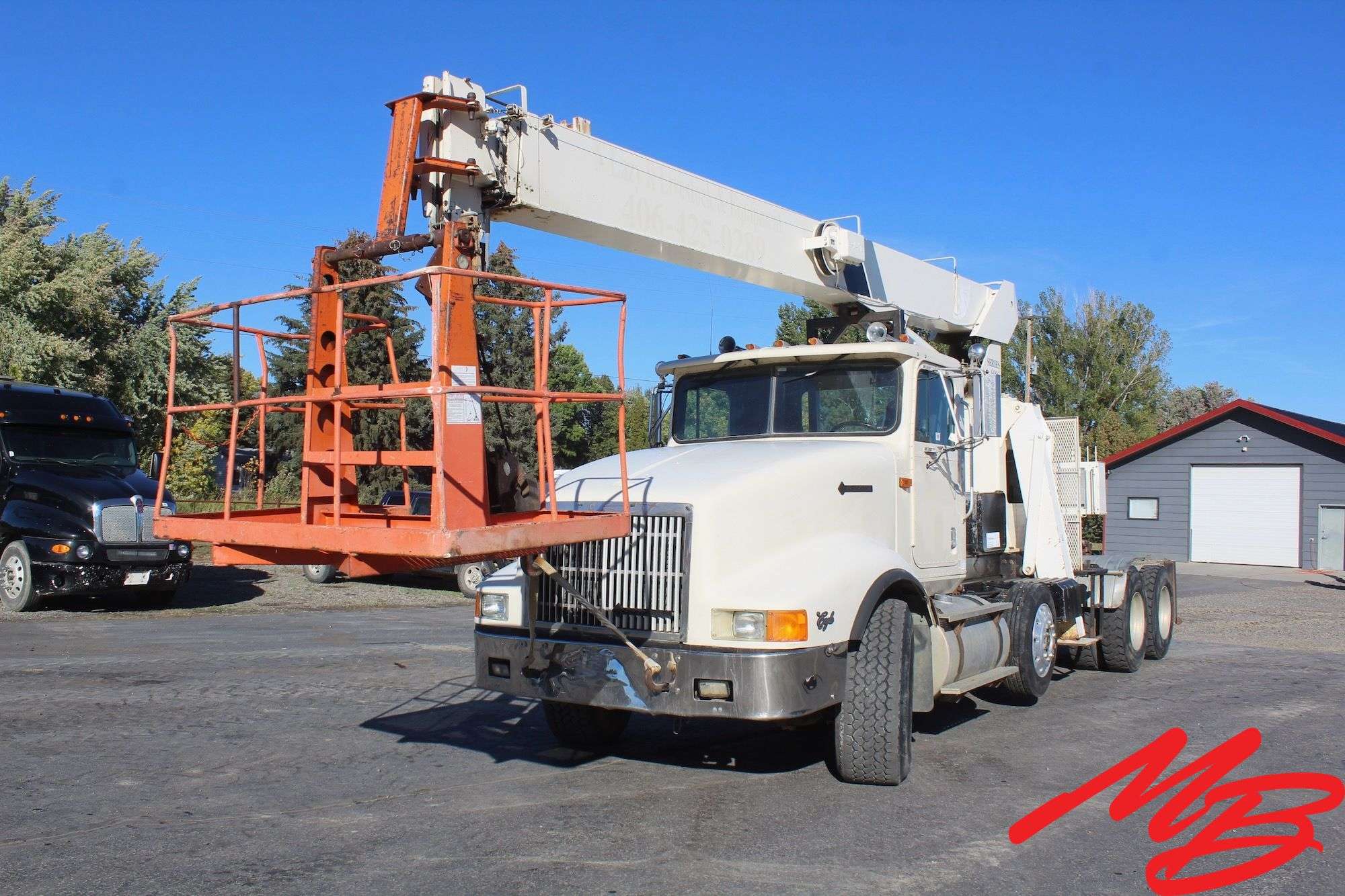 1994  International Navistar   9400 Crane Truck