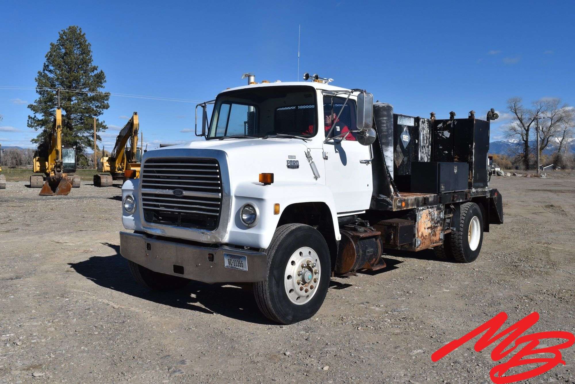 1985  Ford  8000 LN Service Truck