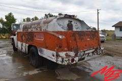 Dodge  600 Fuel Truck, 1500 gallon