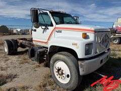 1993 GMC C7000 Topkick C Series SL Truck, 433,207 Miles