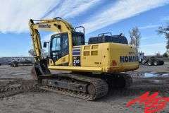 2018  Komatsu  PC210LC-11  Excavator w/ Hydraulic Thumb