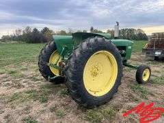 John Deere  2010 Tractor