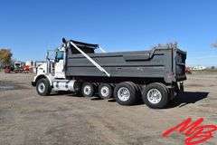 2008  Kenworth  T800 Dump Truck