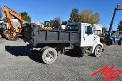 2001  INTERNATIONAL  4700 LPX Dump Truck