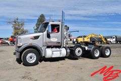 2020  Peterbilt  567 Semi Truck