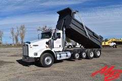 2008  Kenworth  T800 Dump Truck