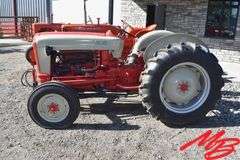 1959  Ford  841 Tractor
