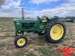 John Deere  2010 Tractor