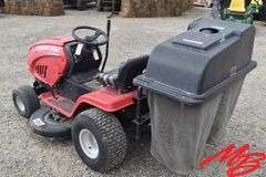 Troy-Built Lawn Tractor w/Bagger
