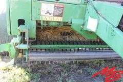 John Deere  568 Round MegaWide Plus Baler
