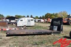 Steel Flatbed 17'9x8' w/Metal Toolbox