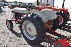 1959  Ford  841 Tractor