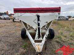 Willmar Super 500 Fertilizer Cart