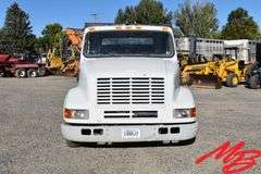 2001  INTERNATIONAL  4700 LPX Dump Truck