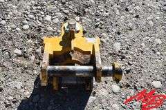 John Deere DrawBar Hitch Adaptor (Construction Hitch to Ag Hitch)