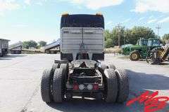 1996  Kenworth  W900 Semi Truck