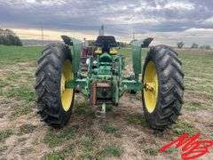 John Deere  2010 Tractor