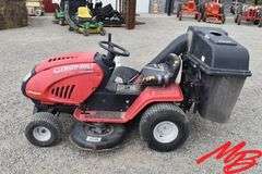 Troy-Built Lawn Tractor w/Bagger