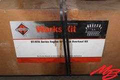 International DT 466 Rebuild Kit (new in box)