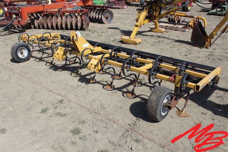 North Star  AV12 Arena Vator II  12'